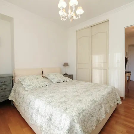Apartman Clemenceau Centre Five Stars House *